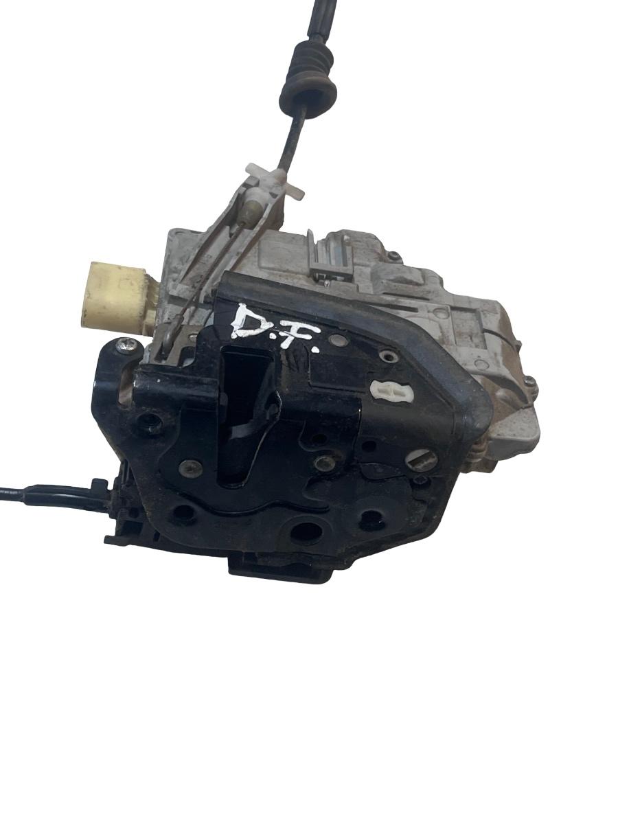 Broasca usa dreapta fata VOLKSWAGEN PASSAT 3C2 Berlina 2005 - 2010 3C1837016A