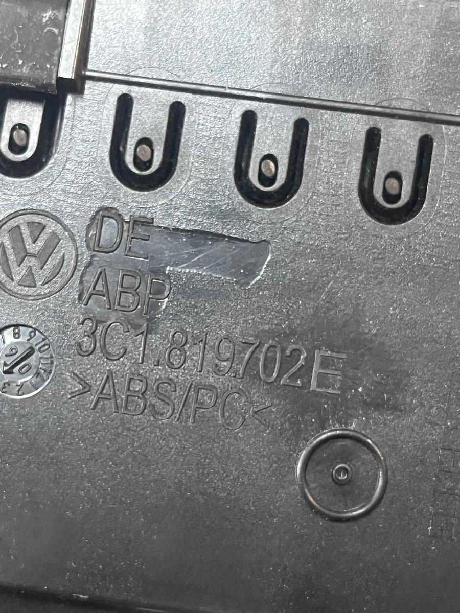 Grila de ventilatie dreapta fata VOLKSWAGEN PASSAT 3C2 2005 - 2010 3C1819702E – foto 3
