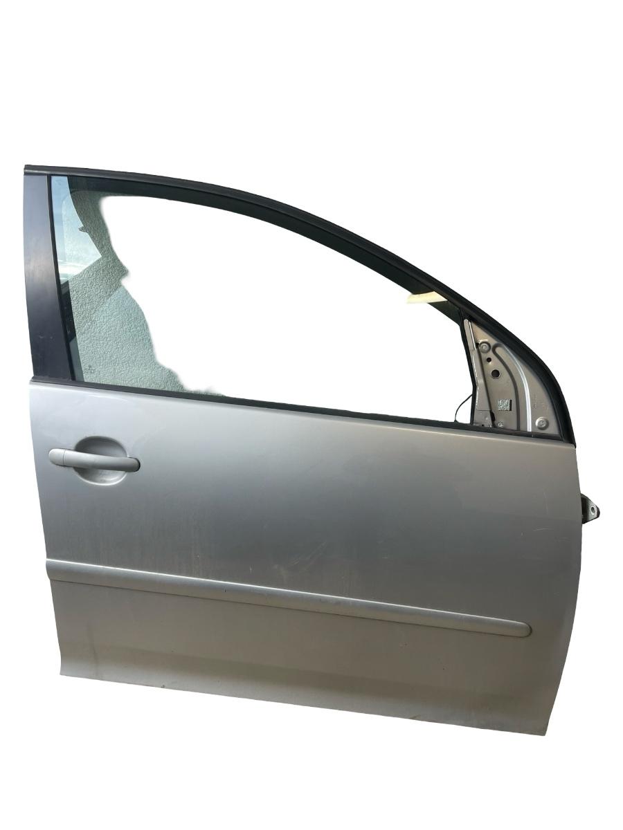 Usa Portiera dreapta fata VOLKSWAGEN GOLF IV 1J1 1997 - 2007 SCURT