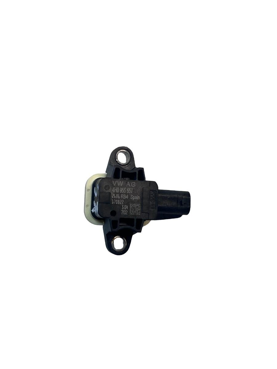 Senzor de impact airbag stanga fata SKODA FABIA III Break NJ5 2014 -> 4H0955557