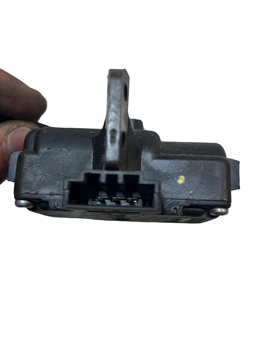 Motoras/actuator clapeta aer VOLKSWAGEN GOLF IV 1J1 1997 - 2007 1J0907511 – foto 3