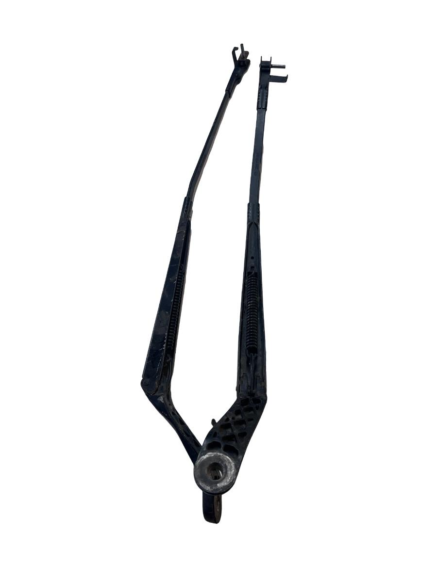 Set Brate stergatoare parbriz VOLKSWAGEN SHARAN 7M8, 7M9, 7M6 1995 - 2010 7M3955409