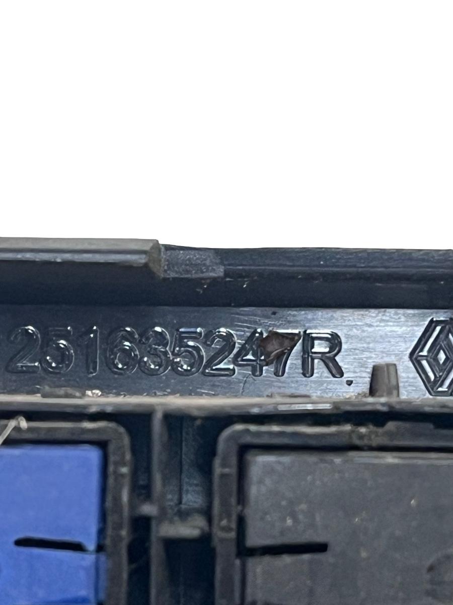 Buton cuplare / reglaj Diferential DACIA DUSTER 2010 -> 251635247R – foto 3