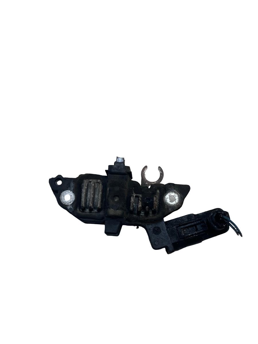 Releu incarcare Alternator MERCEDES-BENZ E-CLASS W211 2002 - 2009 2.2 E 200 CDI OM 646.951 F00M144108