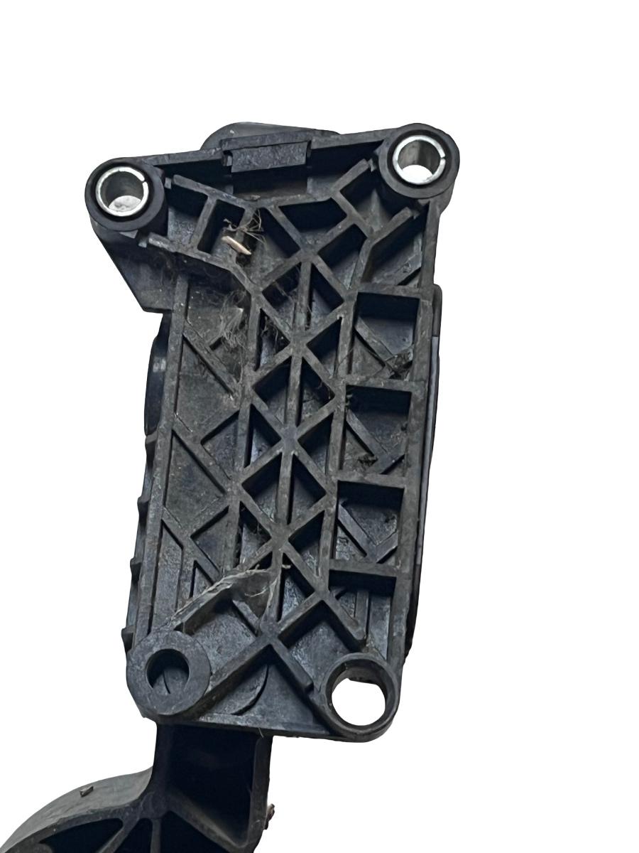 Pedala de acceleratie FIAT LINEA 323_, 110_ 2006 -> 55702020 – foto 3