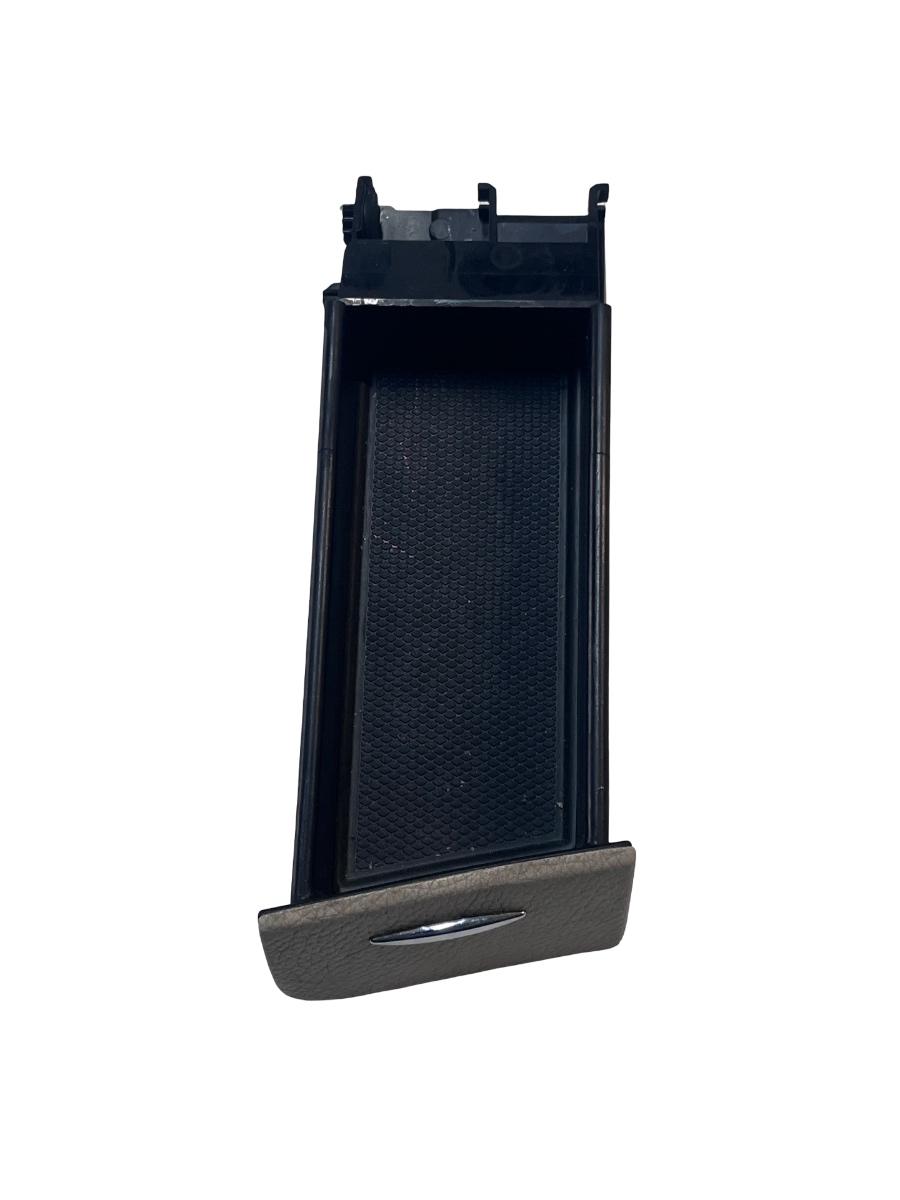 Compartiment/spatiu de depozitare panou de bord MERCEDES-BENZ E-CLASS W211 2002 - 2009