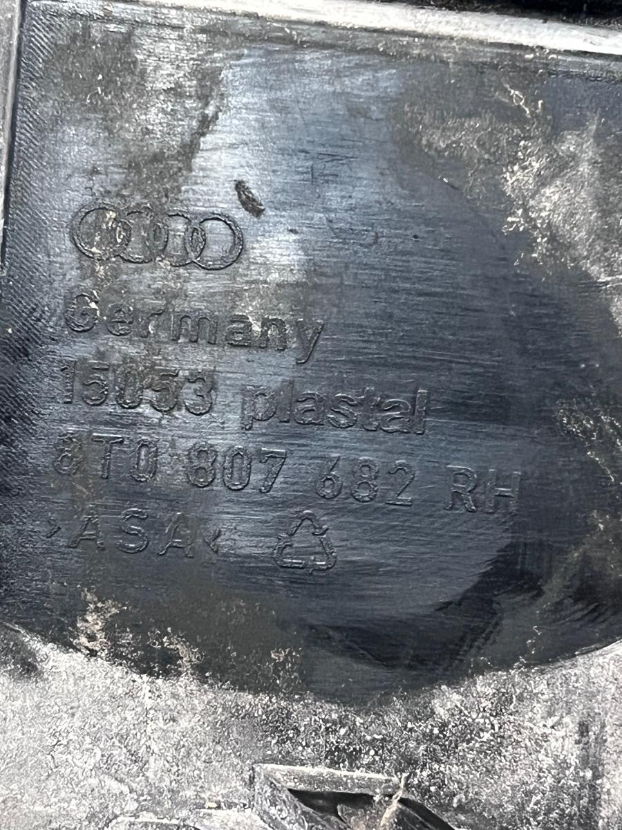 Grila proiector de ceata dreapta fata AUDI A5/S5 8T3 2007 - 2017 8T0807682 – foto 3