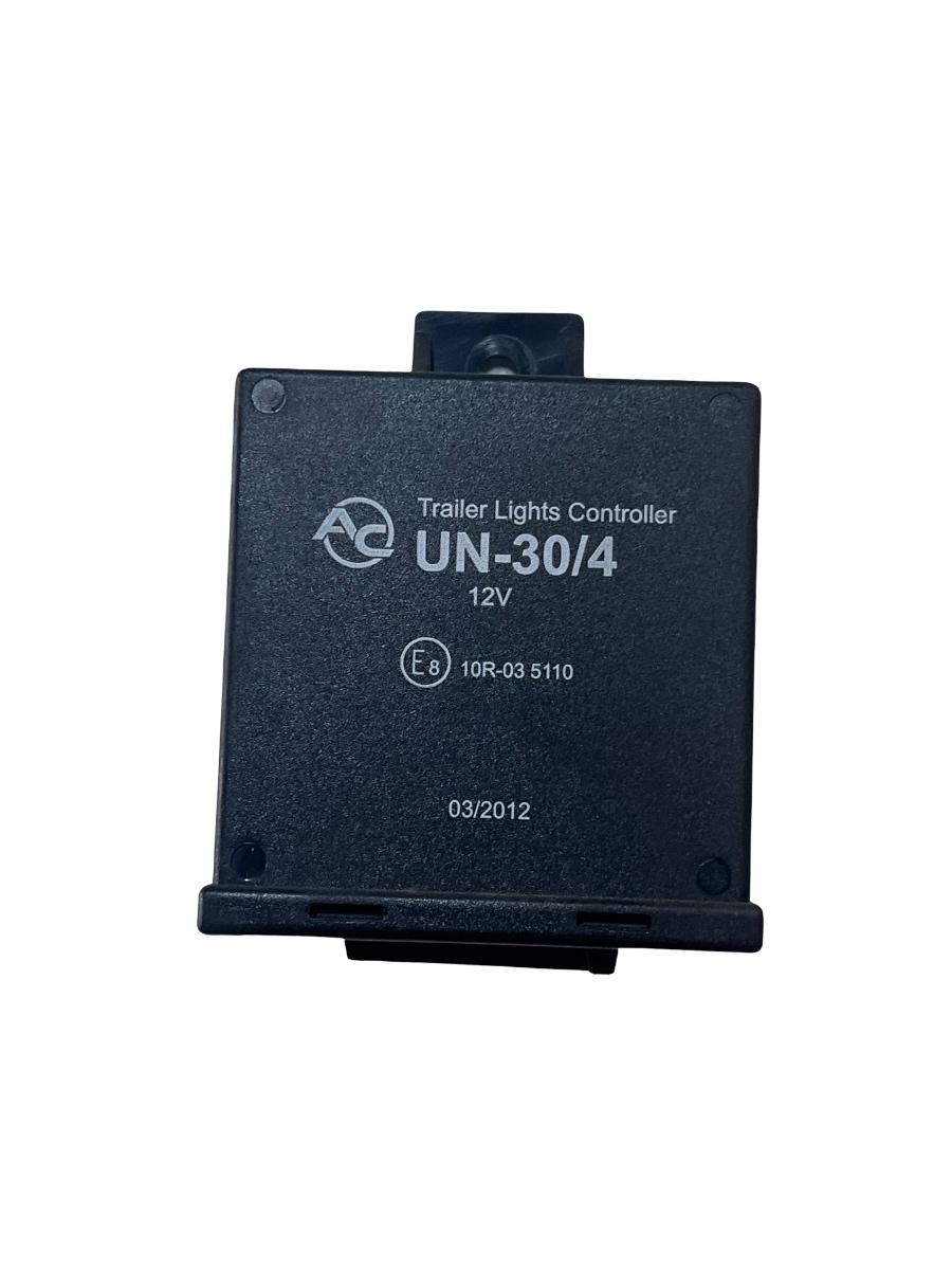 Modul/ unitate de control carlig de remorcare MERCEDES-BENZ E-CLASS W211 Break 2002 - 2009 E810R-035110