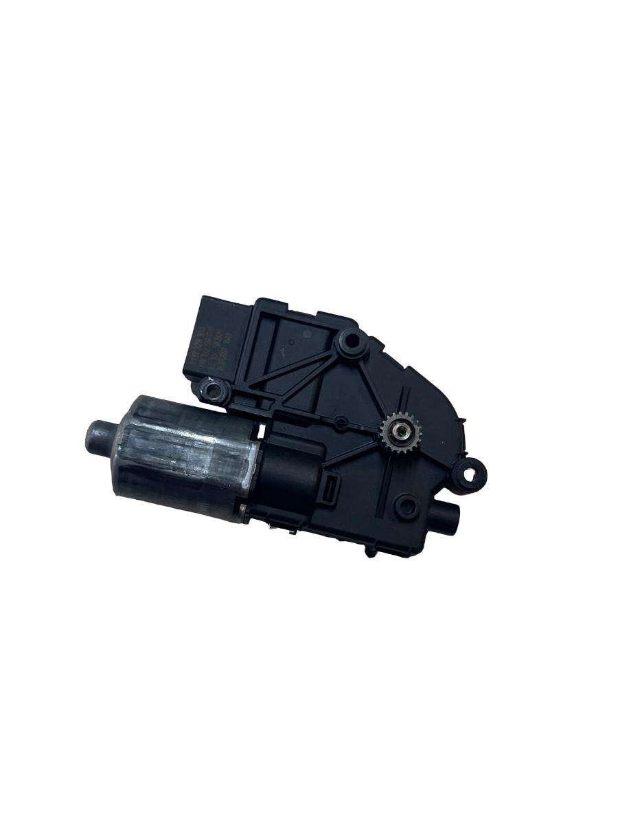 Motoras/actuator trapa AUDI A5/S5 8T3 Coupe 2007 - 2017 8R0959591 – foto 2
