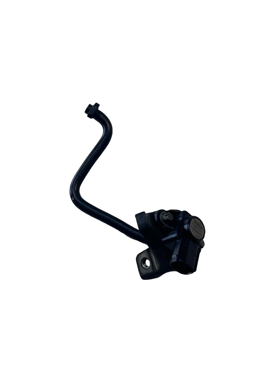 Senzor presiune combustibil MERCEDES-BENZ E-CLASS W211 2002 - 2009 0261230193