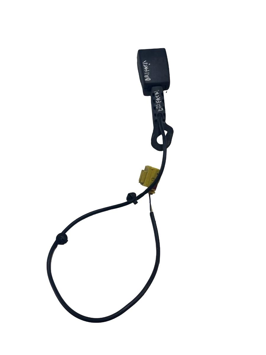 Pretensionare centura de siguranta dreapta fata VOLKSWAGEN TOUAREG 7LA, 7L6, 7L7 2002 - 2013 7L0857778C