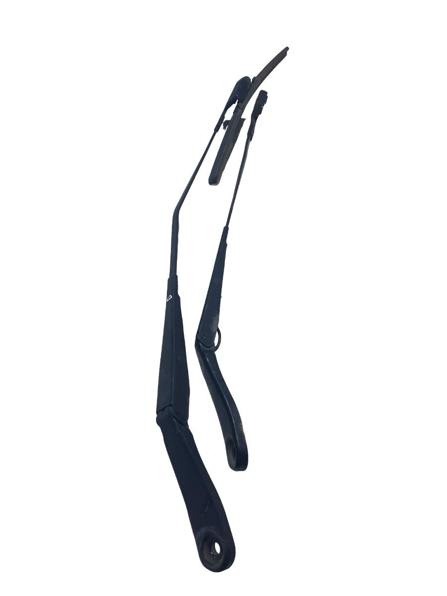 Set Brate stergatoare parbriz VOLVO V40 Cross country 525, 526 2012 -> 81276059