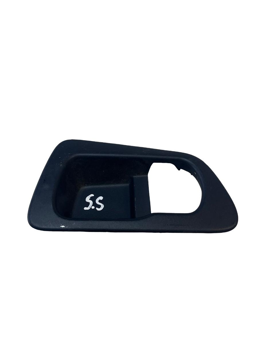 Capac maner portiera stanga spate NISSAN QASHQAI / QASHQAI +2 I J10, JJ10 2006 - 2014 82683JD00A