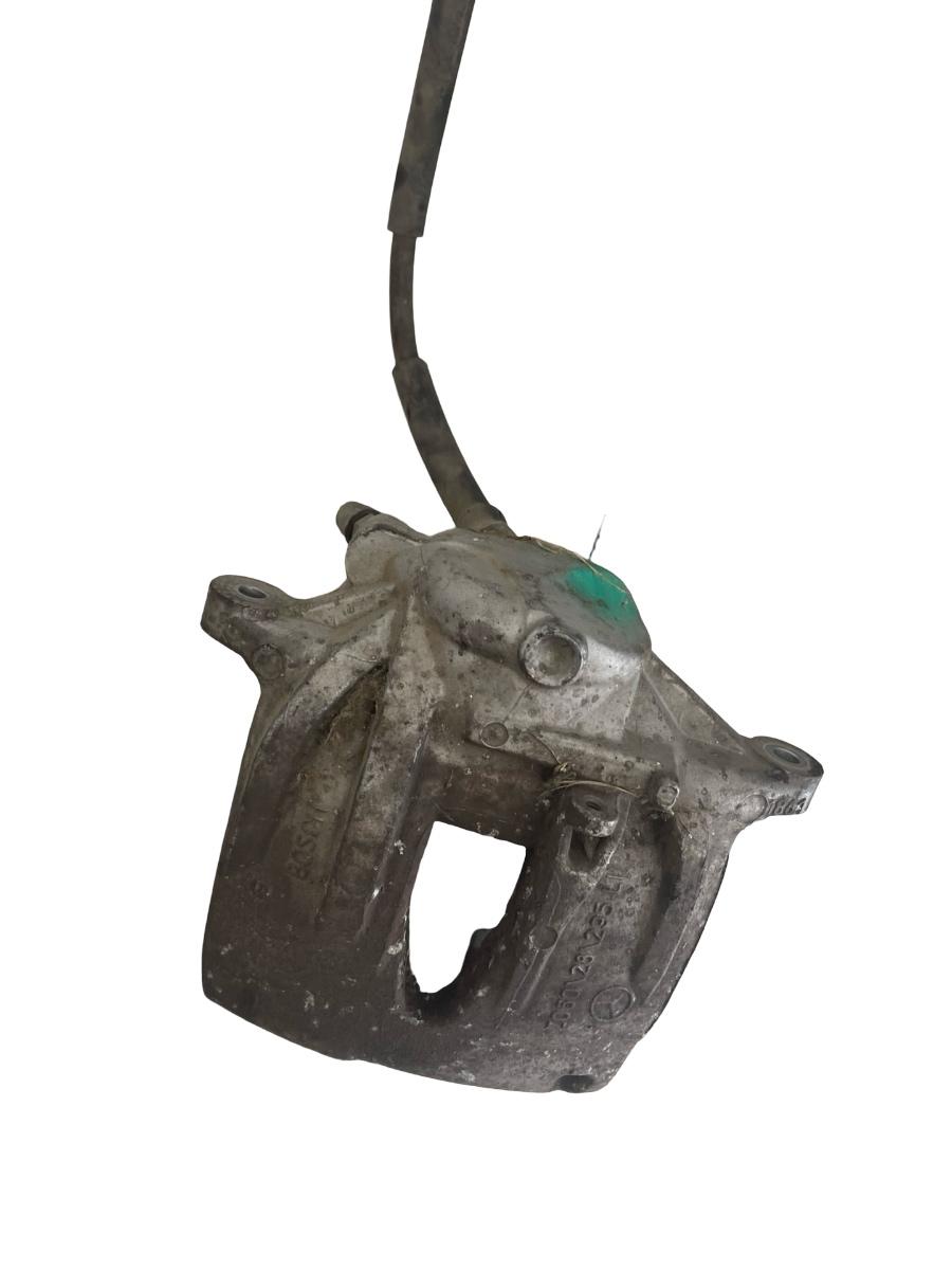 Etrier frana stanga fata MERCEDES-BENZ E-CLASS W211 2002 - 2009 2.1 E 220 CDI OM 646.821