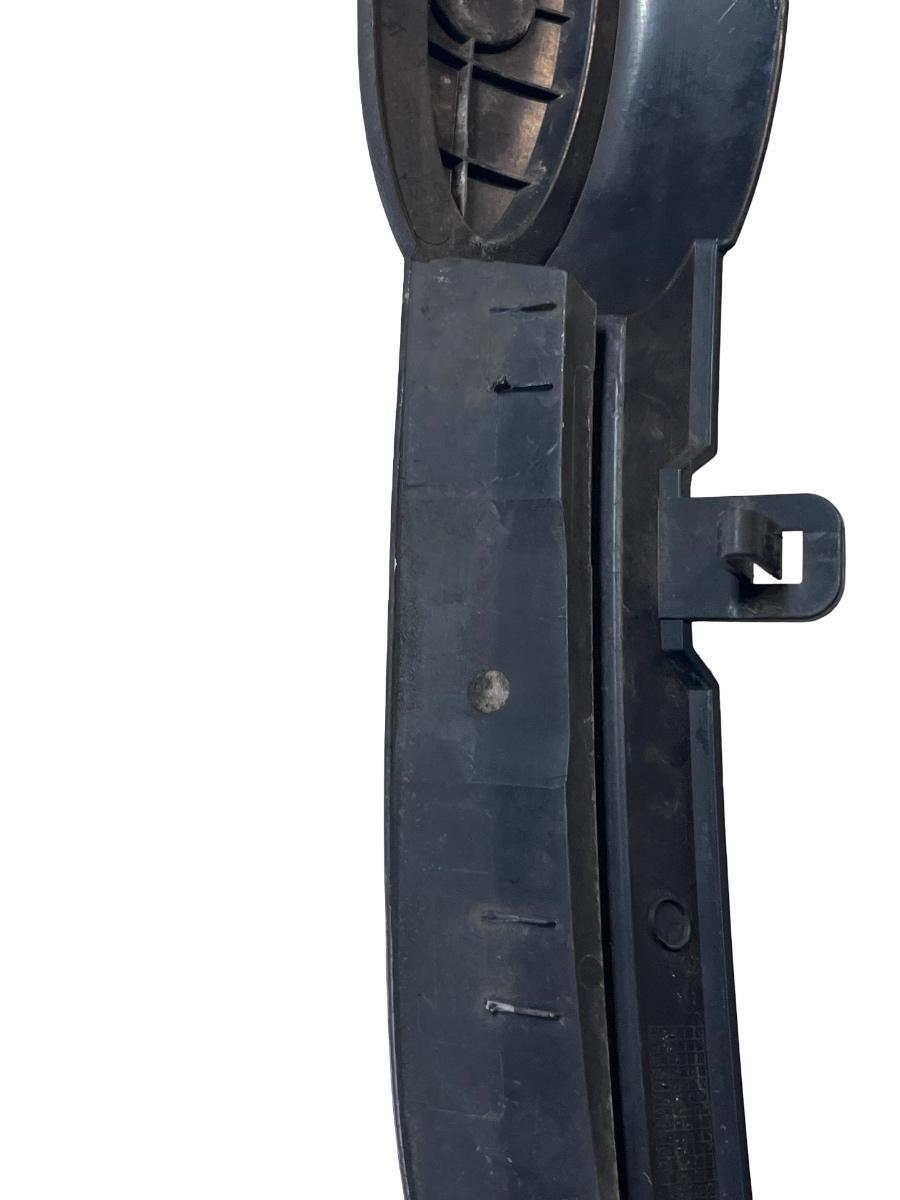Grila fata FORD FIESTA VI 2008 -> 8A61-8200-B ( O PRINDERE RUPTA ) – foto 4