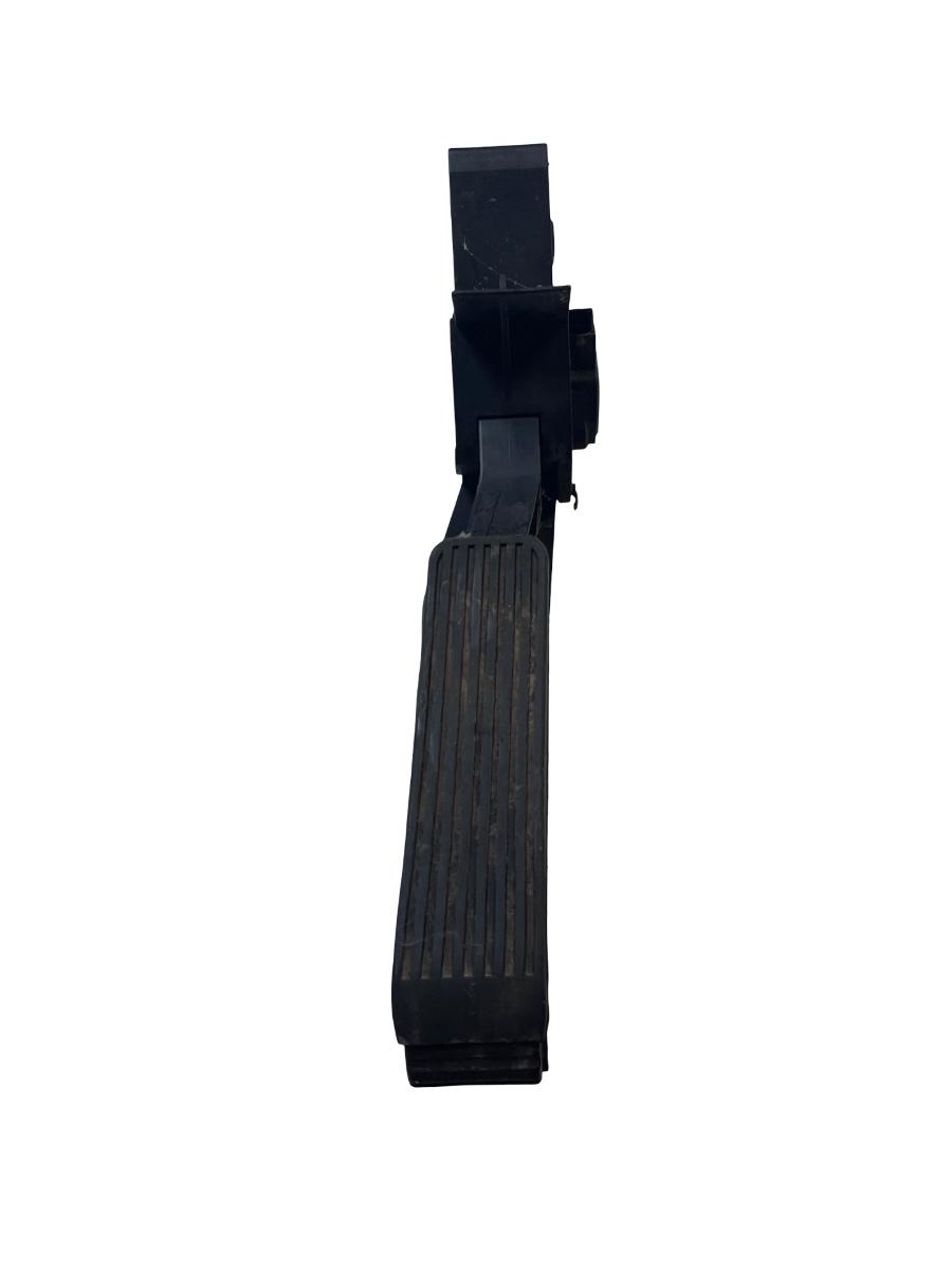 Pedala de acceleratie MERCEDES-BENZ E-CLASS W211 2002 - 2009 A2113000404