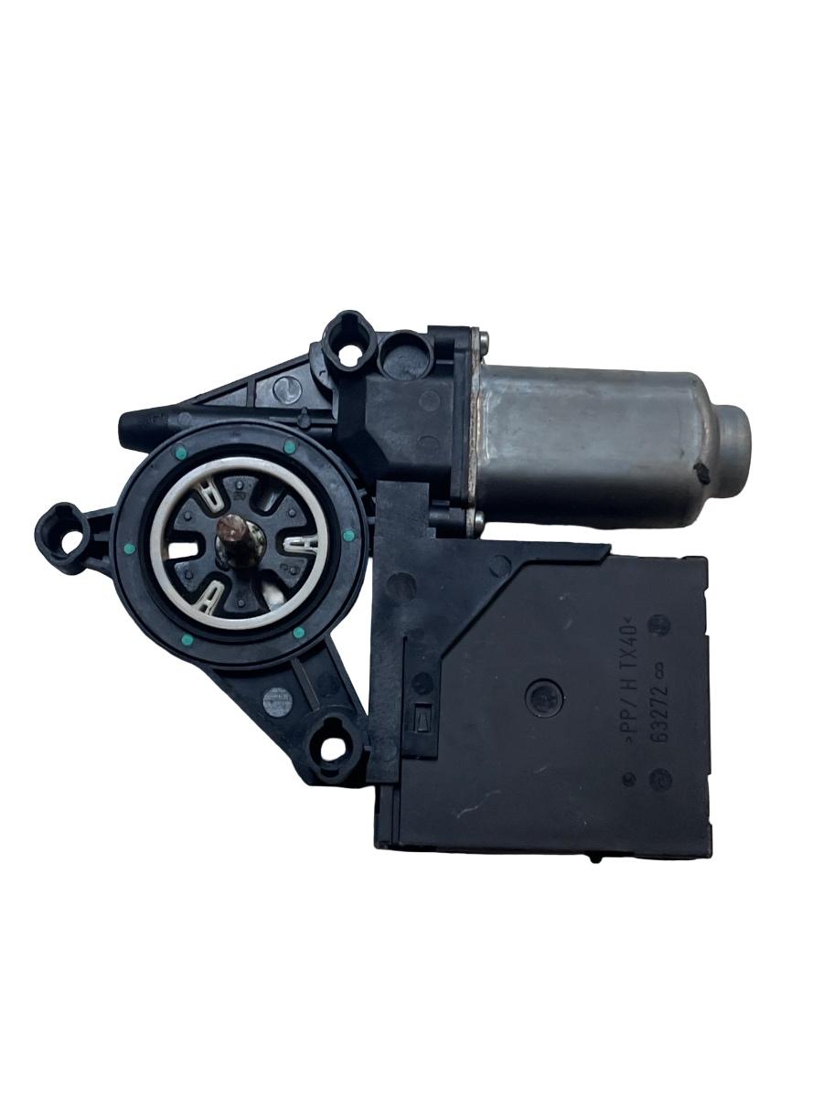 Motoras geam stanga fata VOLKSWAGEN TOURAN 1T1, 1T2 2003 - 2010 1T0959701