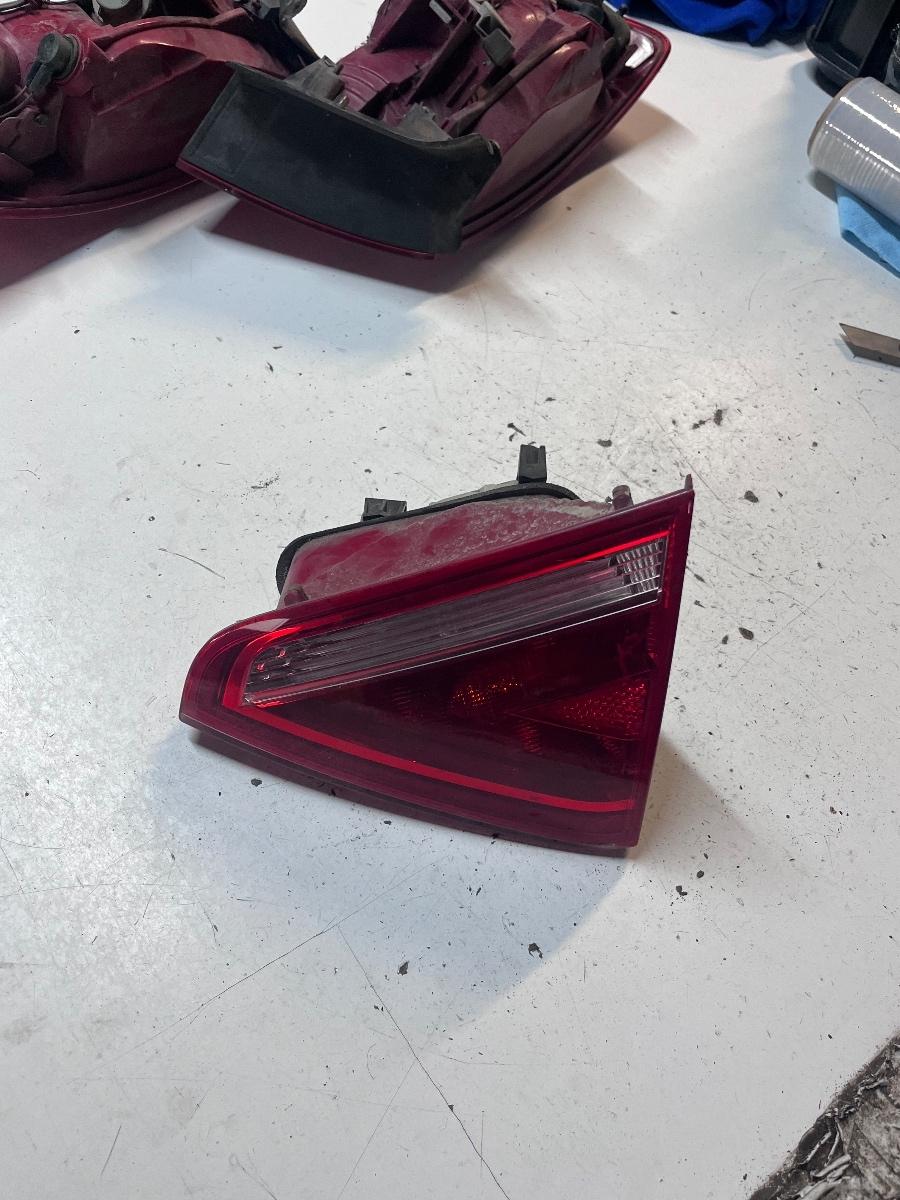 Stop haion dreapta spate AUDI A5/S5 8T3 Coupe 2007 - 2017 8T0945094