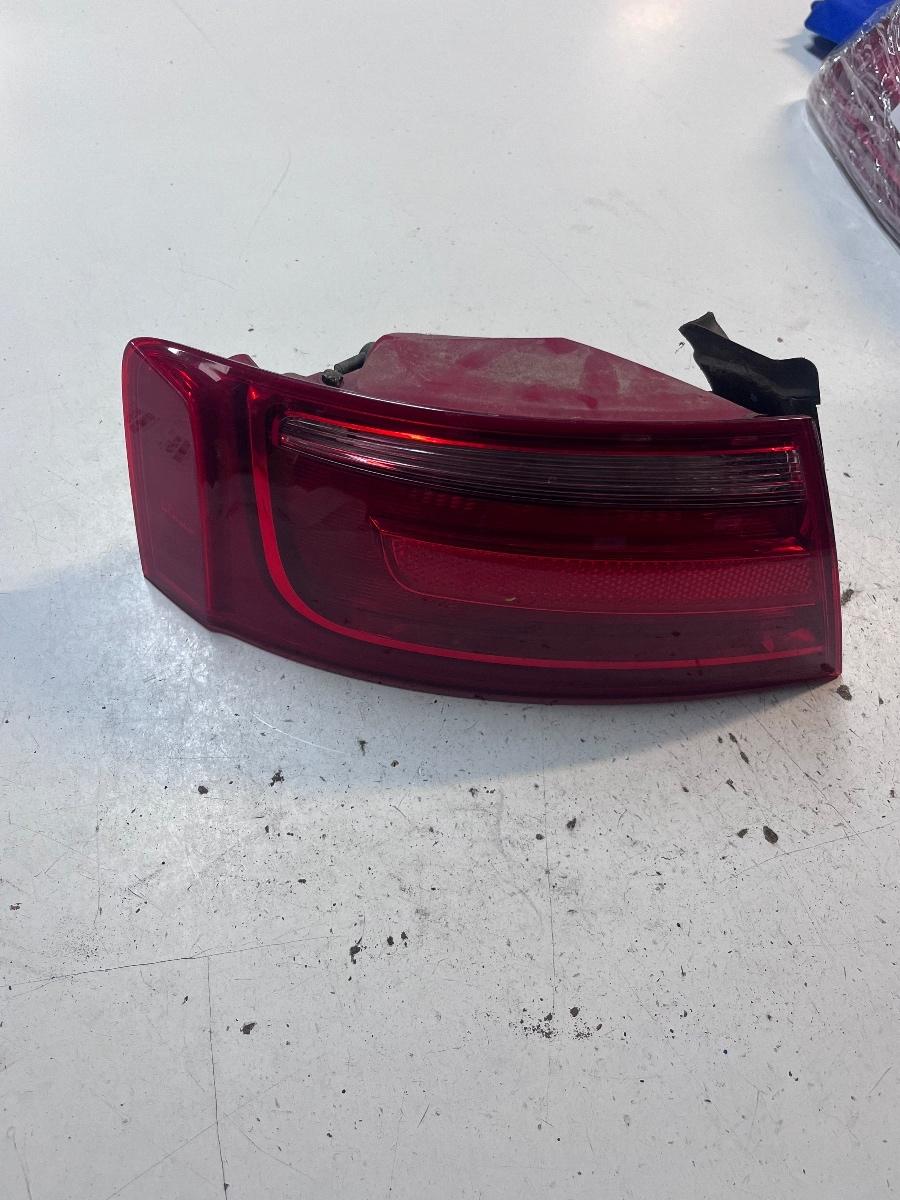 Lampa spate / Stop stanga spate AUDI A5/S5 8T3 Coupe 2007 - 2017 8T0945095