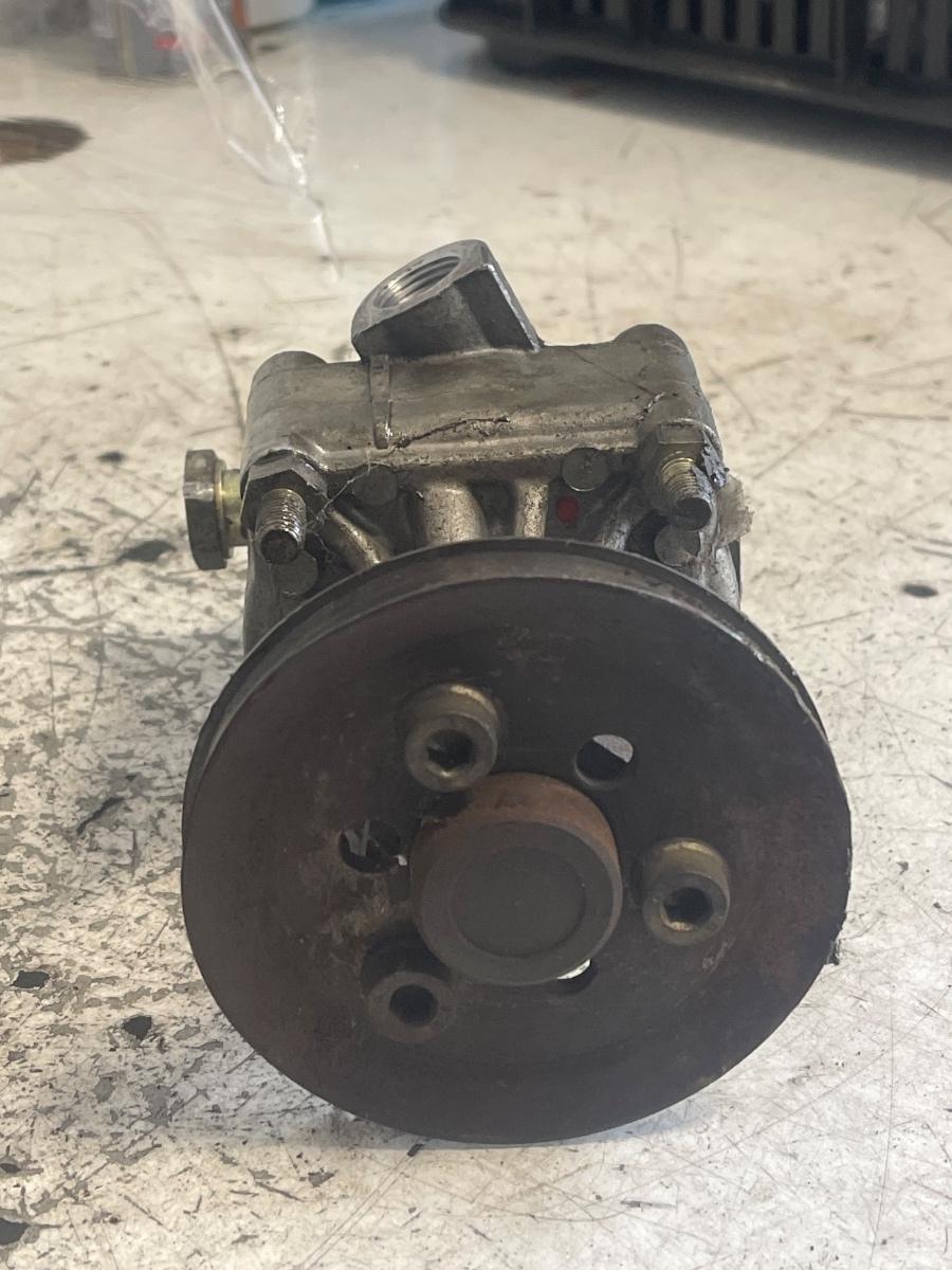 Pompa servodirectie AUDI 80 V 8C, B4 1991 - 1995 1.6TD 026145155B