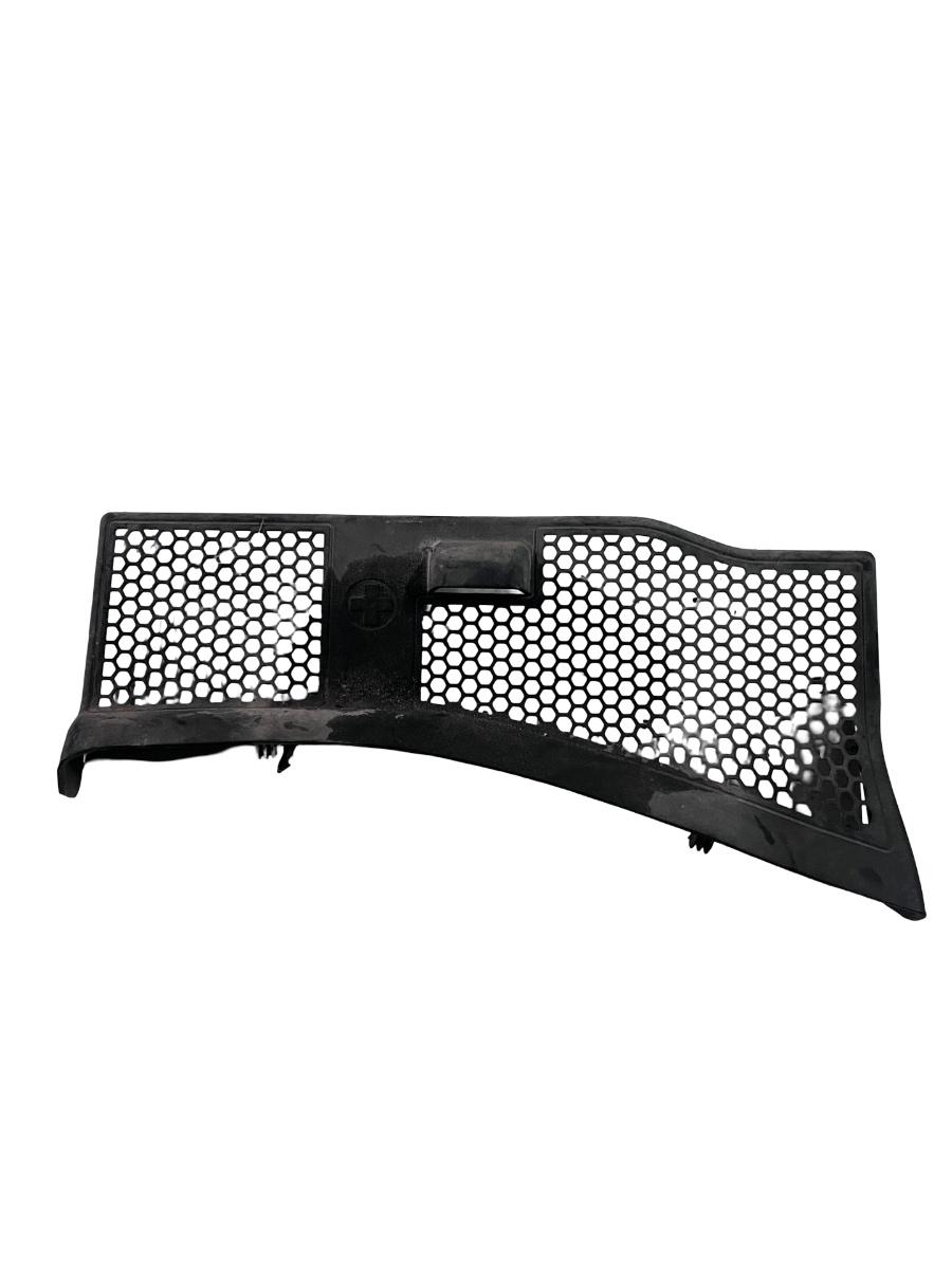 Ornament stergatoare / Parbriz AUDI A5/S5 8T3 2007 - 2017 8T1863051