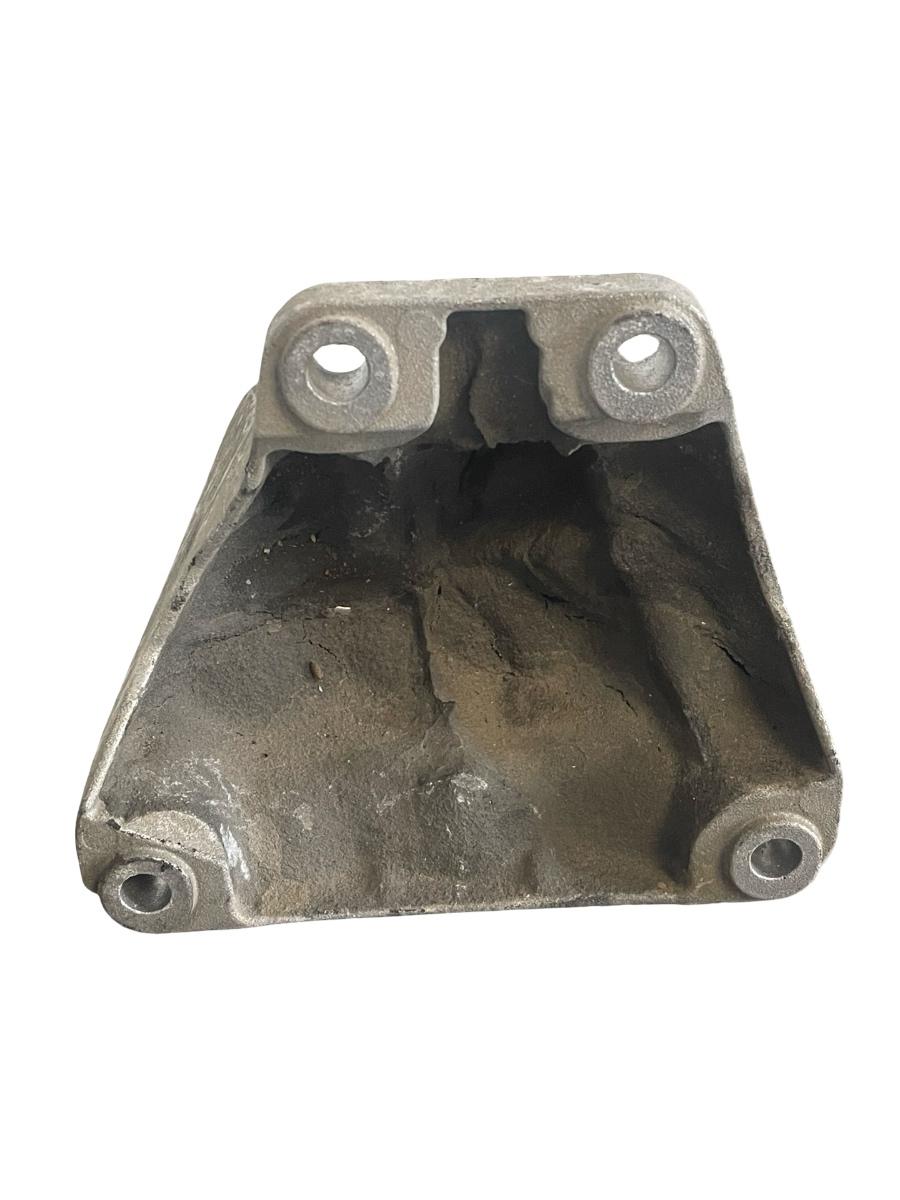Suport motor dreapta BMW 5 VI Gran Turismo F07 2009 - 2017 2.0 520 d N47 D20 C 6795958 – foto 2