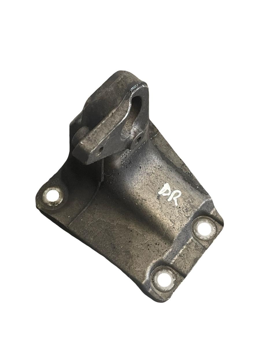 Suport motor dreapta BMW 3 VI Touring F31 2011 -> 2.0 320 d N47 D20 C 6788612-01