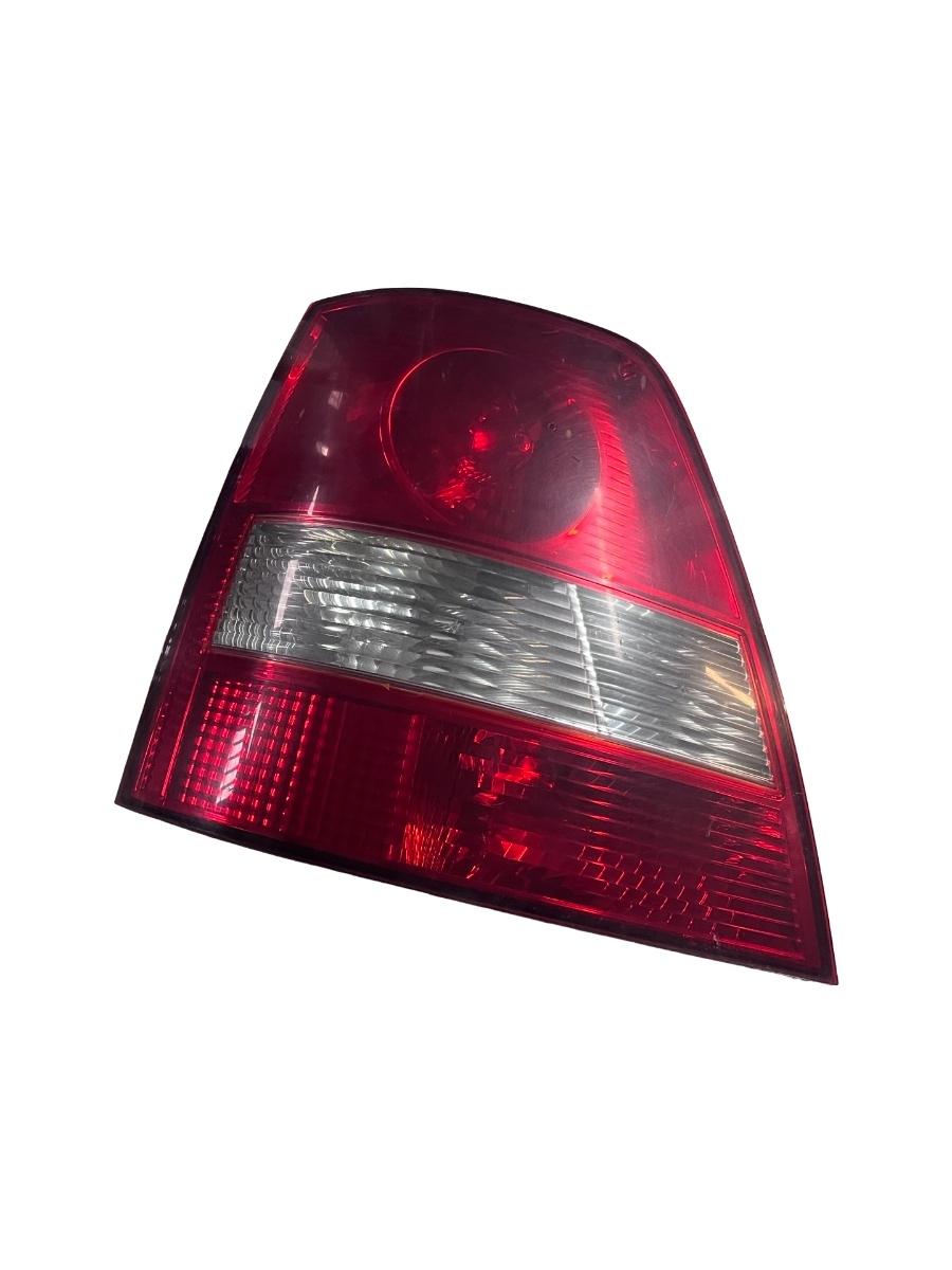 Lampa spate / Stop stanga spate KIA SORENTO I JC 2002 ->