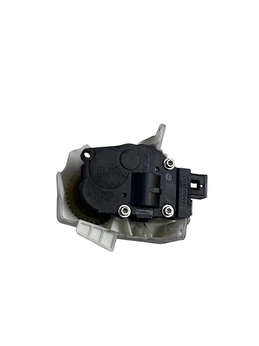 Motoras/actuator clapeta aer AUDI A5/S5 8T3 2007 - 2017 EFB330