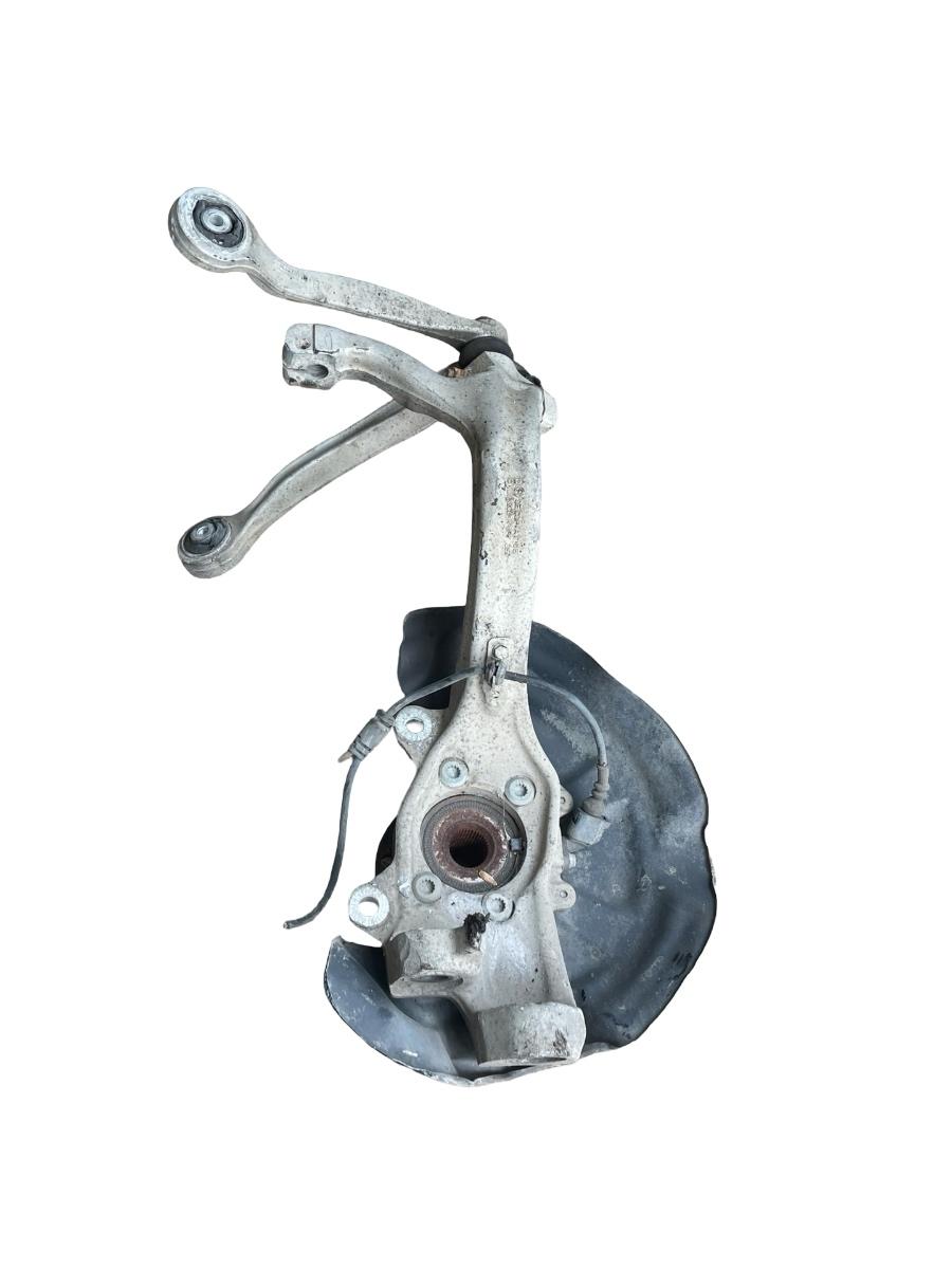 Fuzeta butuc stanga fata AUDI A6/S6 III Saloon 4F2, C6 2004 - 2011 4F0407241C