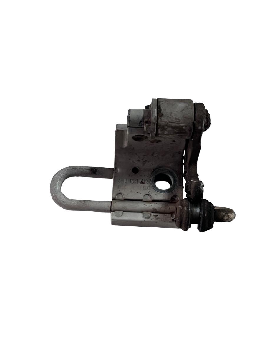 Balama portiera dreapta fata jos VOLKSWAGEN TRANSPORTER V Bus 7HB, 7HJ, 7EB, 7EJ, 7EF, 7EG, 7HF,