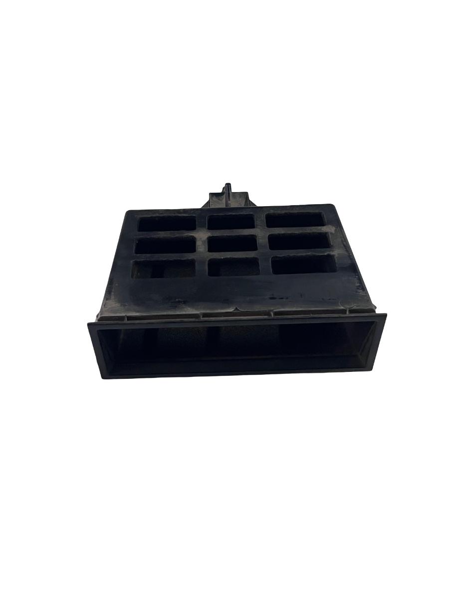Compartiment/spatiu de depozitare panou de bord VOLKSWAGEN TRANSPORTER V Bus 7HB, 7HJ, 7EB, 7EJ, 7EF, 7EG, 7HF, 1J0857058B