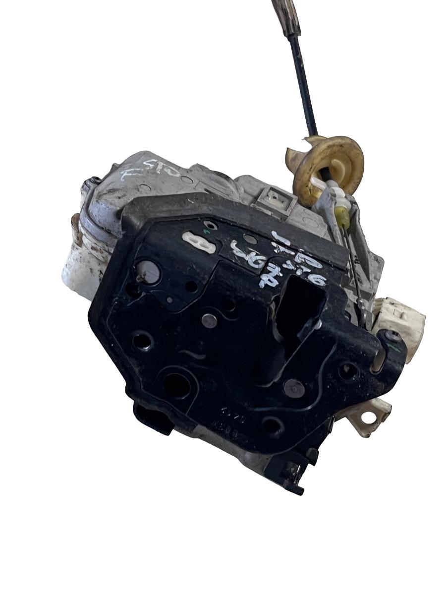 Broasca usa stanga fata VOLKSWAGEN TOUAREG 7P5, 7P6 2010 - 2018 8J1837015A