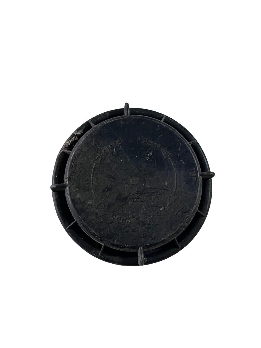 Capac far VOLKSWAGEN GOLF V 1K1 2003 - 2009 147353-00