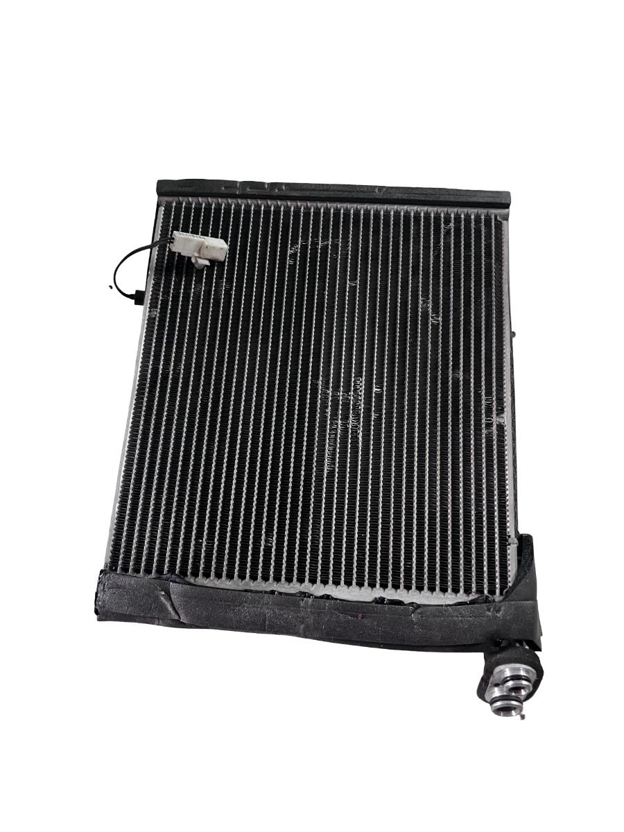 Radiator Clima (interior) TOYOTA PRIUS _W3_ 2008 -> 12L107635B