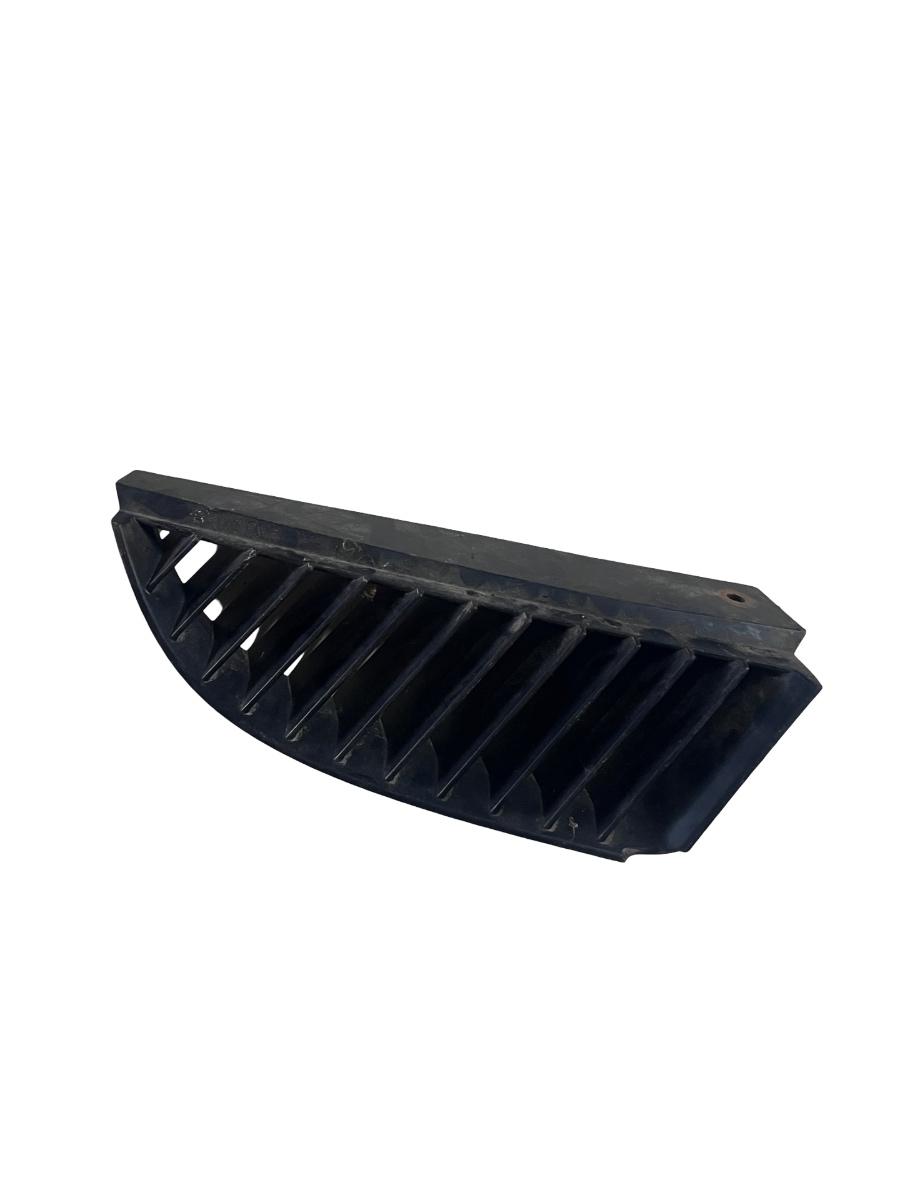 Grila Radiator dreapta fata MITSUBISHI COLT Z3_V 2004 - 2012 MN127774