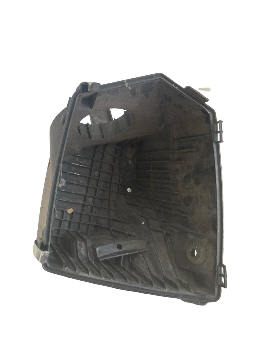Carcasa filtru de aer AUDI A6/S6 III Saloon 4F2, C6 2004 - 2011 2.0TDI 4F0133835AH