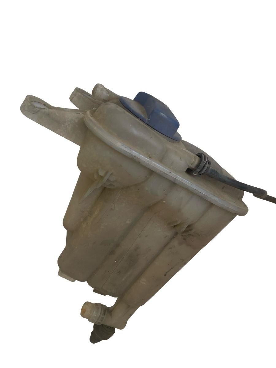 Vas rezervor de expansiune lichid de racire AUDI A4 IV 8K2, B8 2007 - 2015 2.0TDI 8K0121403G – foto 2