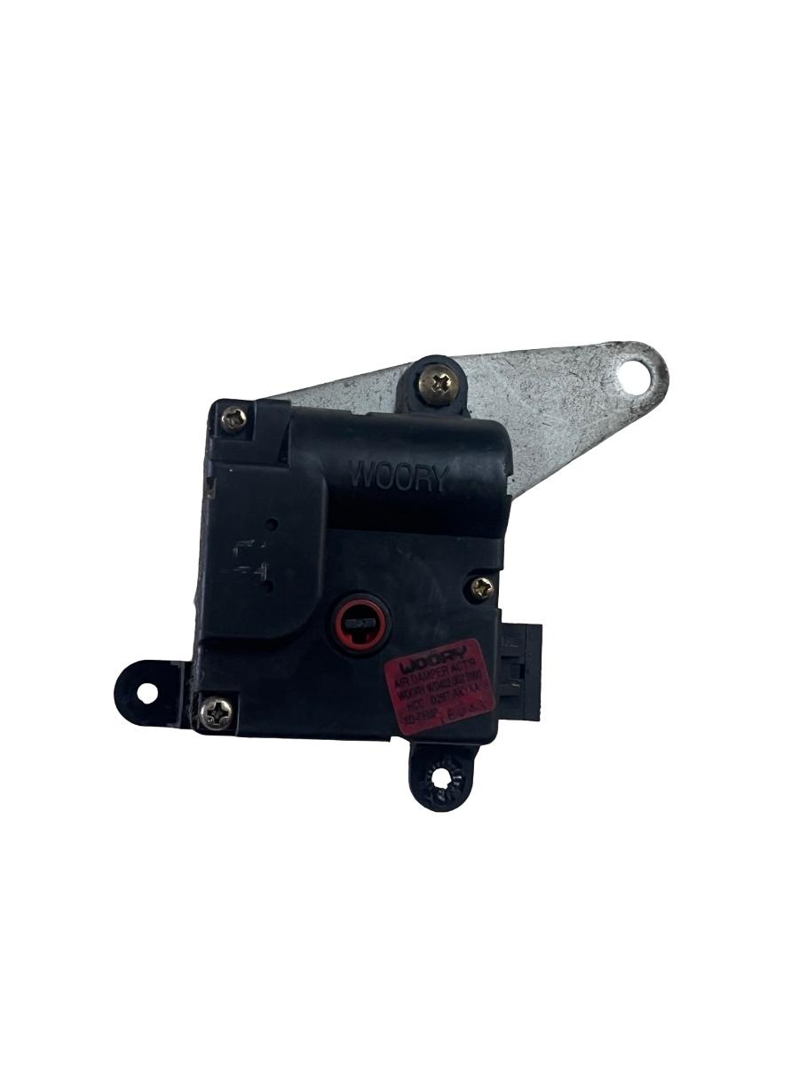 Motoras/actuator clapeta aer HYUNDAI ELANTRA Saloon XD 2000 - 2006 D267-AKYAA