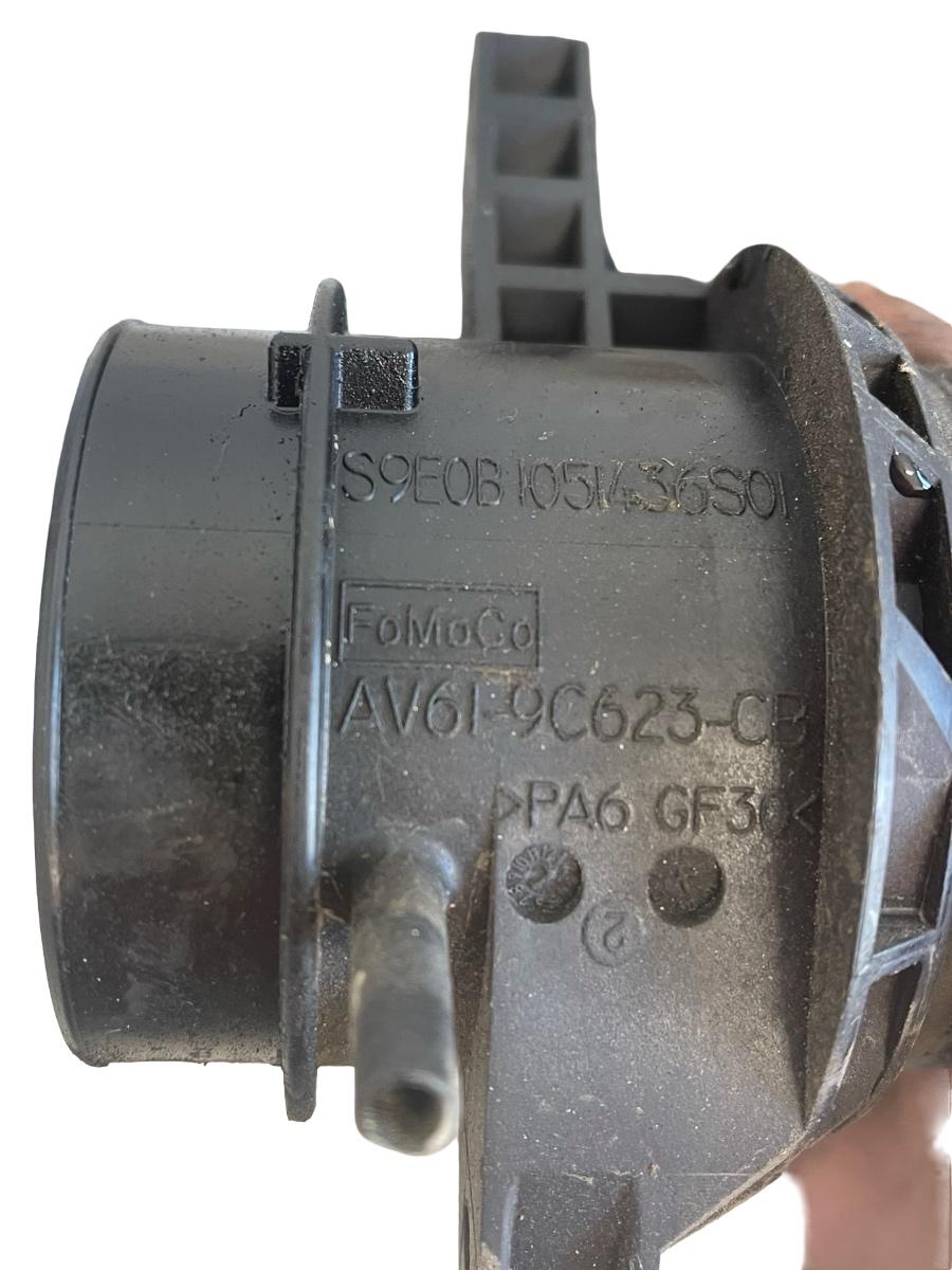 Debitmetru FORD FOCUS III BREAK 2011 -> 1.6 TDCi T1DB AV61-9C623-CB