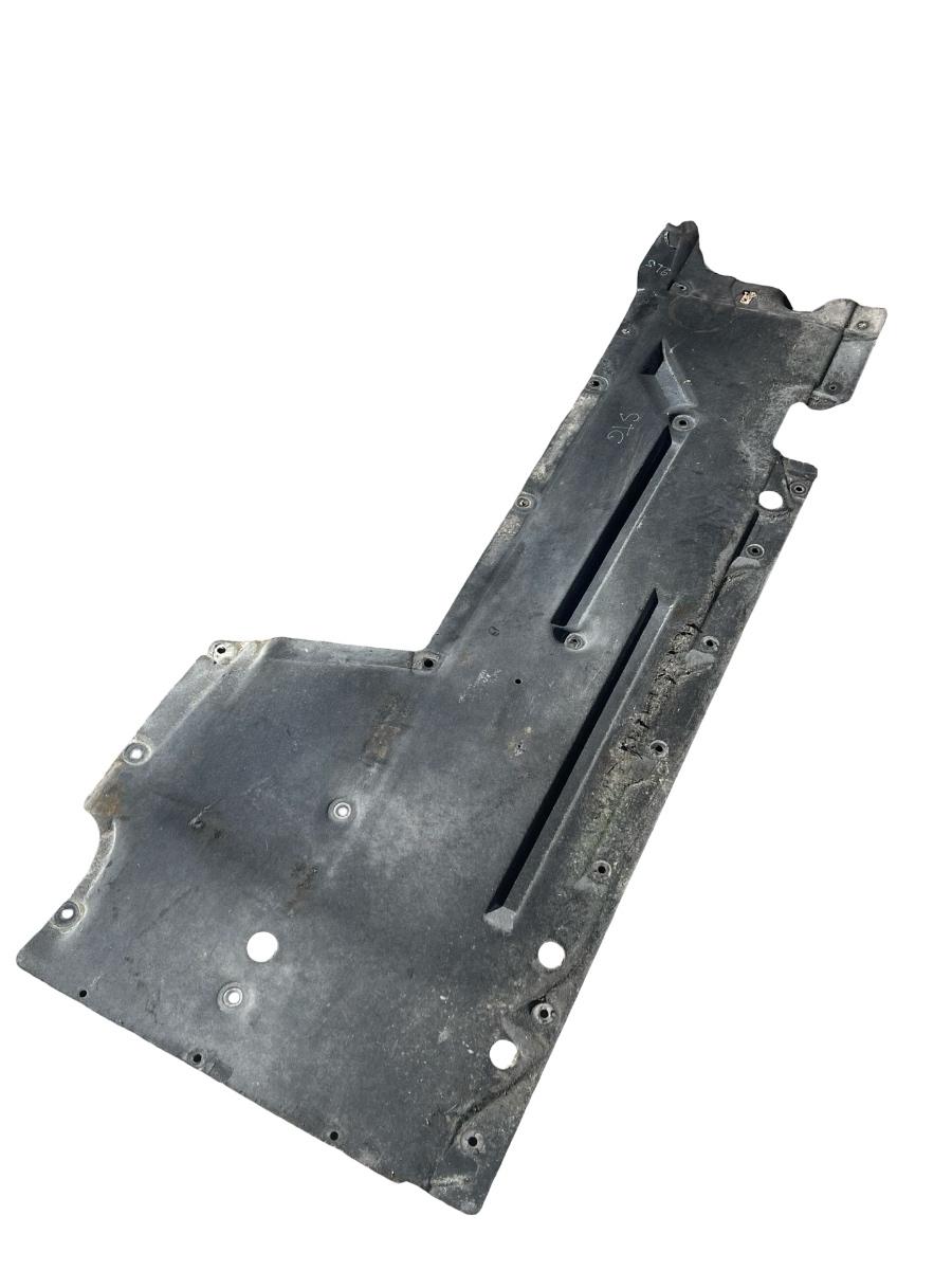 Scut lateral stanga BMW 3 VI Touring F31 2011 ->