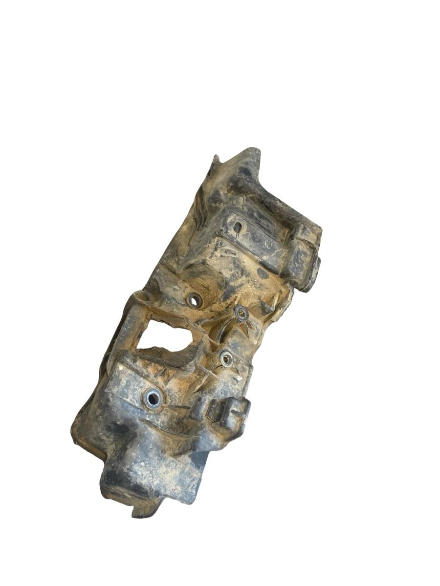 Capac protectie motor (ornament) DACIA DUSTER 2010 -> 1.5DCI K9K-J8 175B15849R