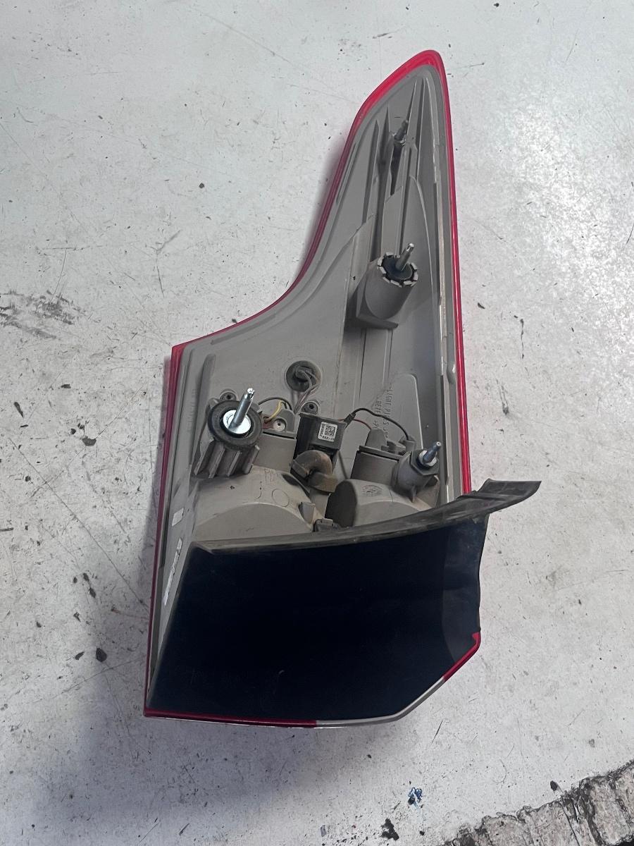 Lampa spate / Stop dreapta spate FORD FOCUS III Turnier 2010 -> BM51-13404-G – foto 4