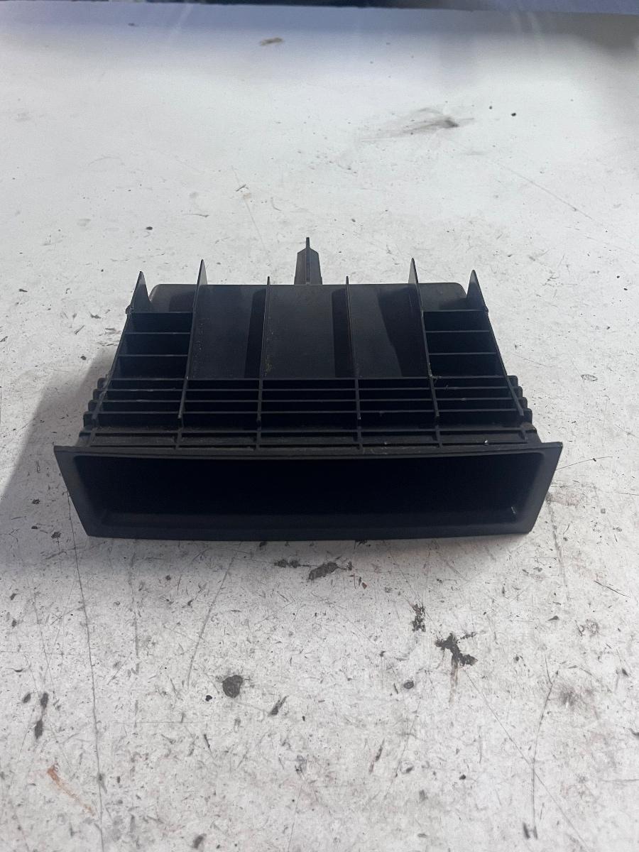 Compartiment/spatiu de depozitare panou de bord SKODA FABIA Combi 6Y5 2000 - 2007 6Y0862639