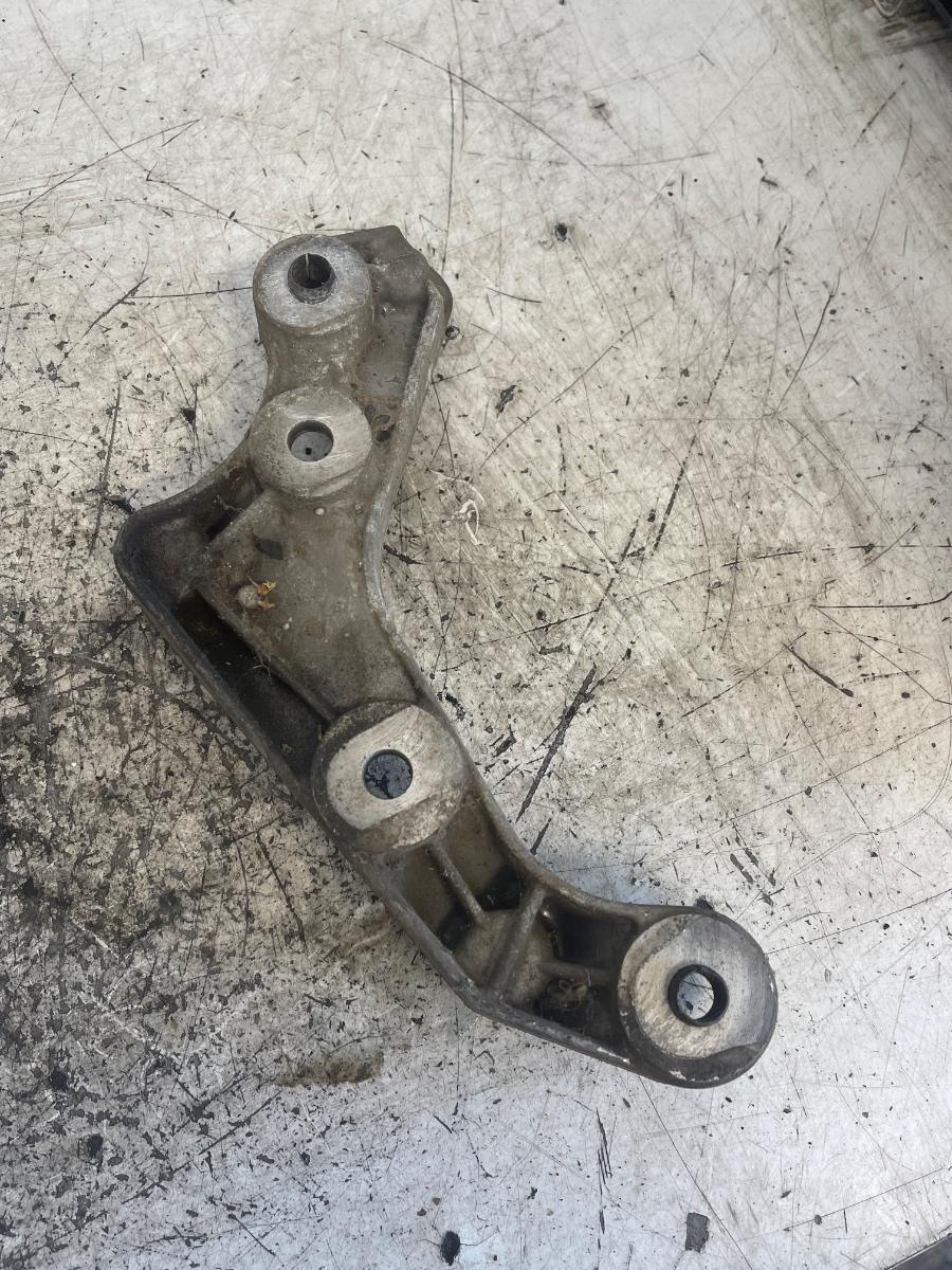Suport motor MERCEDES-BENZ C-CLASS W204 2007 - 2014 A2720140195 – foto 2