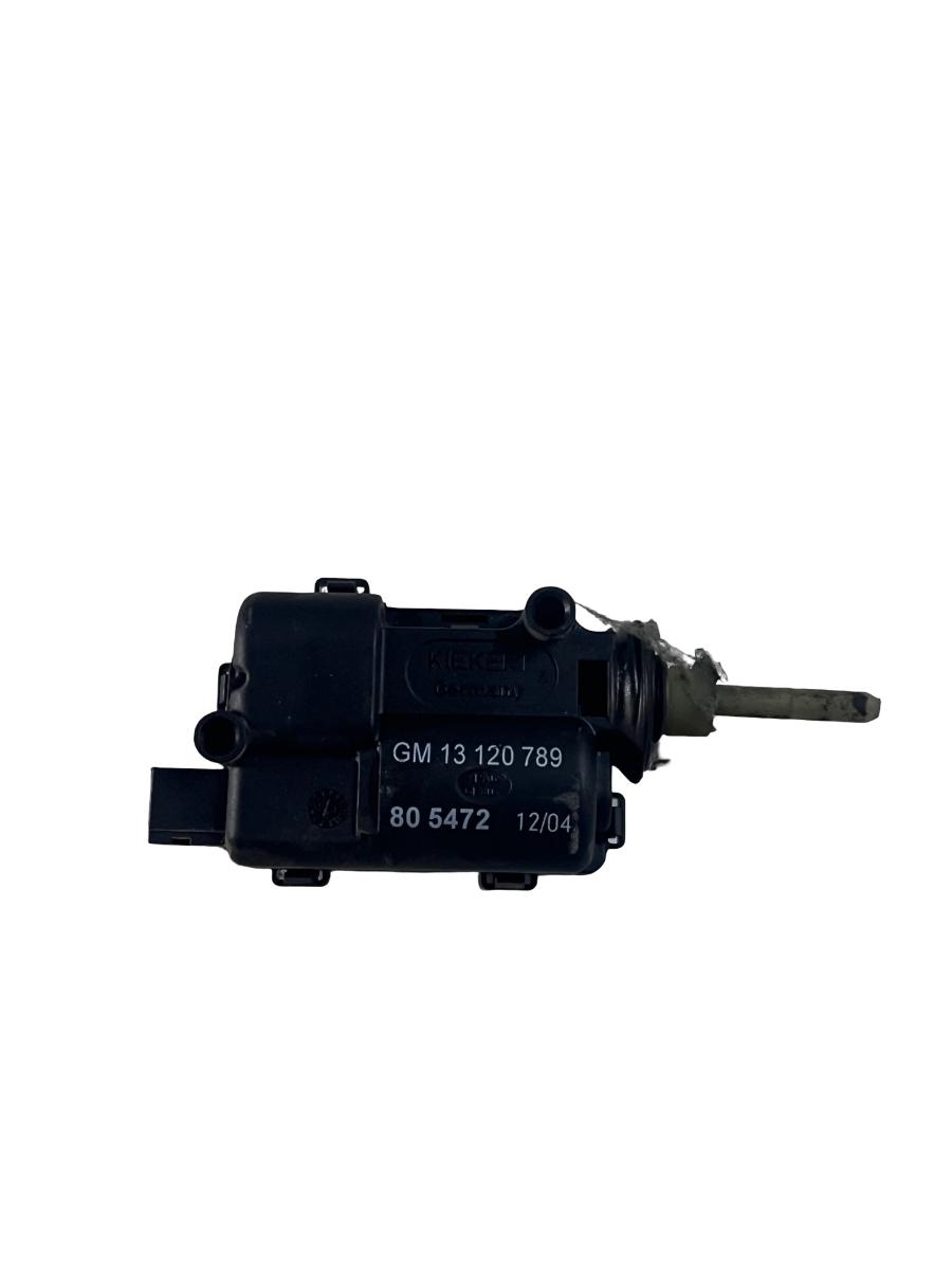 Motoras usita rezervor combustibil OPEL ASTRA G Box F70 1998 - 2005 13120789