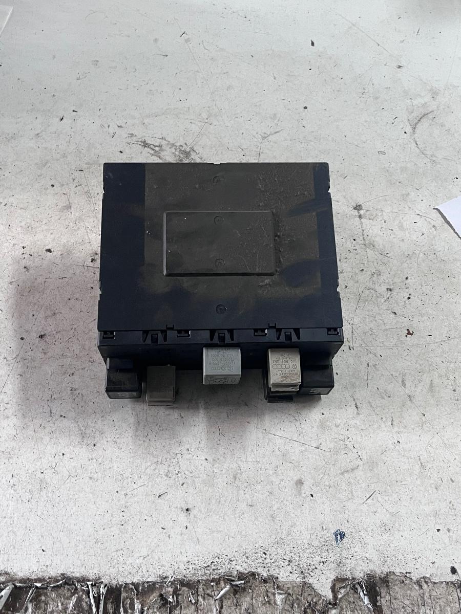 Modul de confort VOLKSWAGEN TOURAN 1T1, 1T2 2003 - 2010 3C0937049D – foto 3