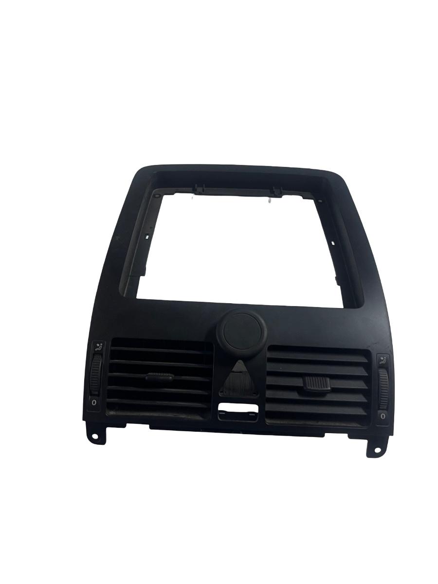 Grila de ventilatie bord centrala VOLKSWAGEN TOURAN 1T1, 1T2 2003 - 2010 1T1819728