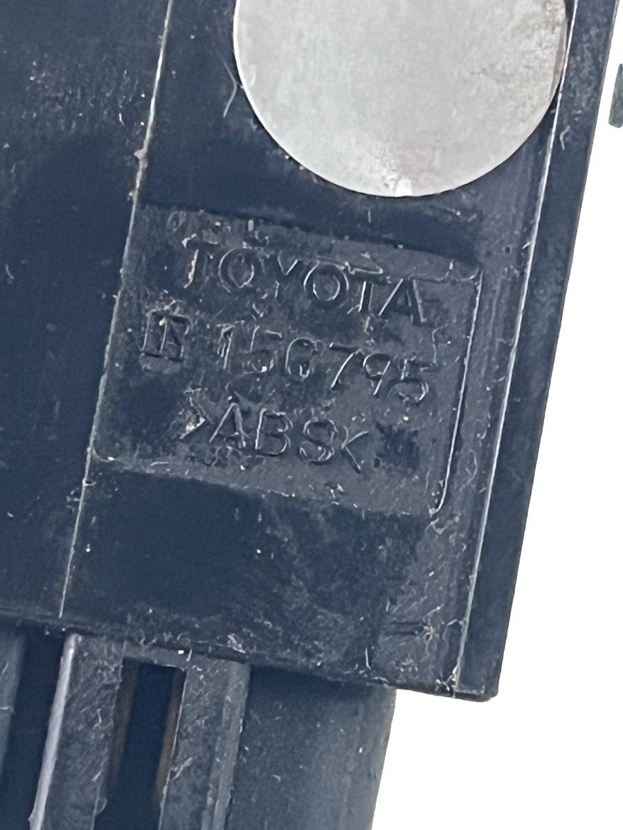 Buton deschidere usita rezervor TOYOTA AVENSIS Saloon _T25_ 2003 - 2008 156795 – foto 2