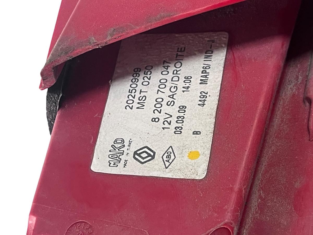 Lampa spate / Stop dreapta spate RENAULT Symbol II [ 2008 - 2013 ] 8200700047 – foto 4
